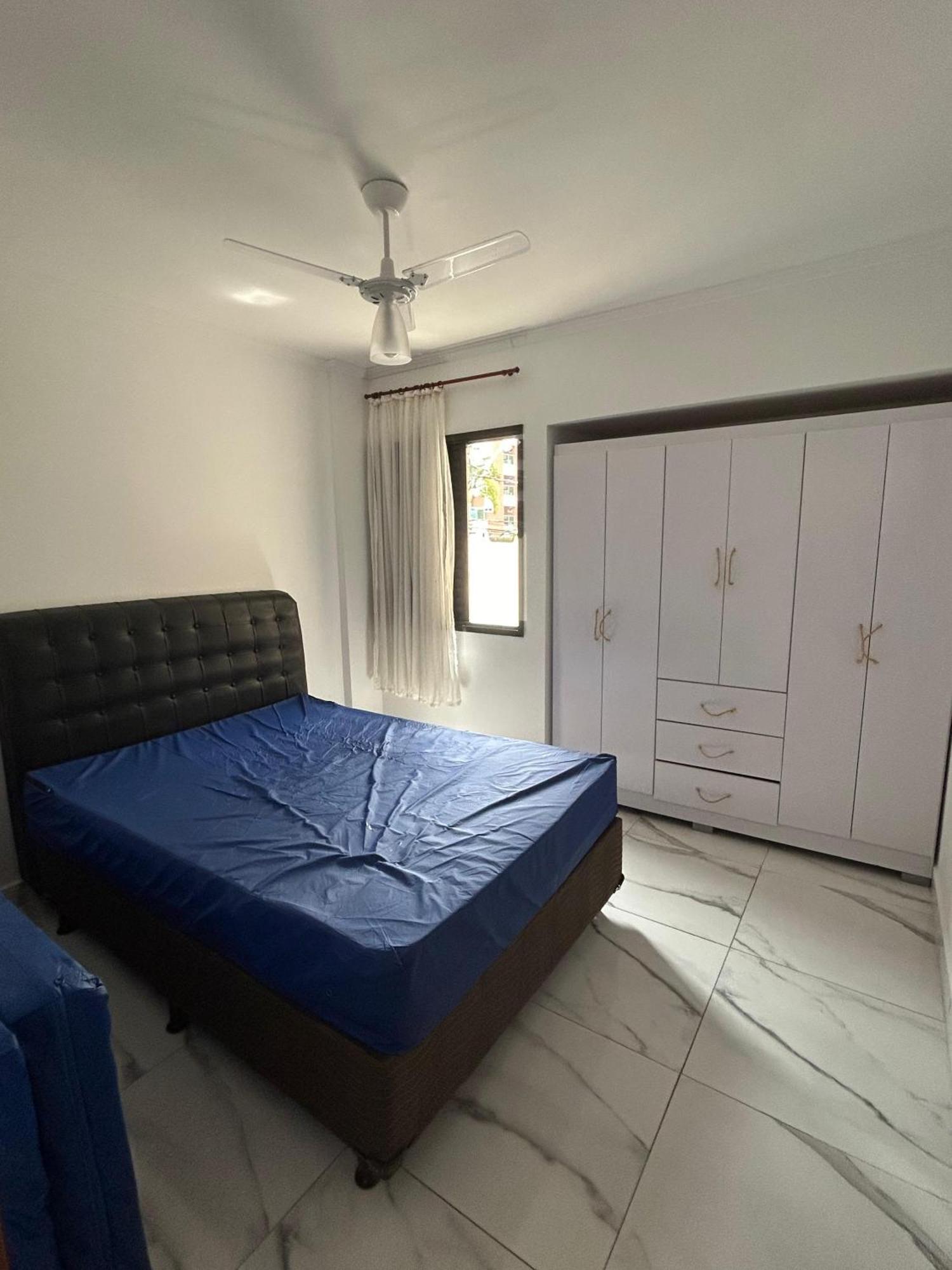 Apartamento Apto A Uma Quadra Da - Grande